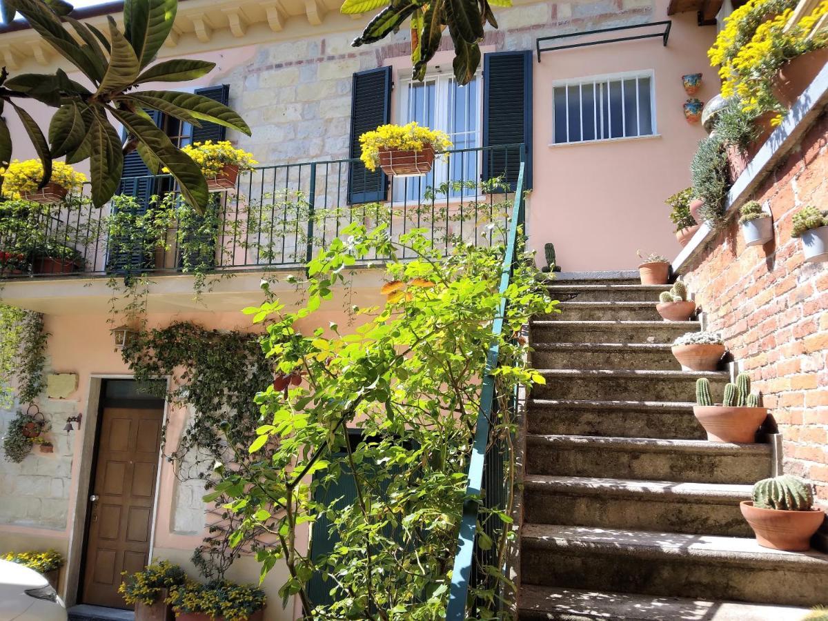 Apartamento La Terrazza Sul Monferrato Ozzano Monferrato Exterior foto