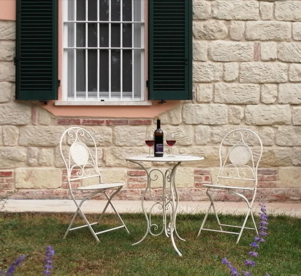 Apartamento La Terrazza Sul Monferrato Ozzano Monferrato Exterior foto